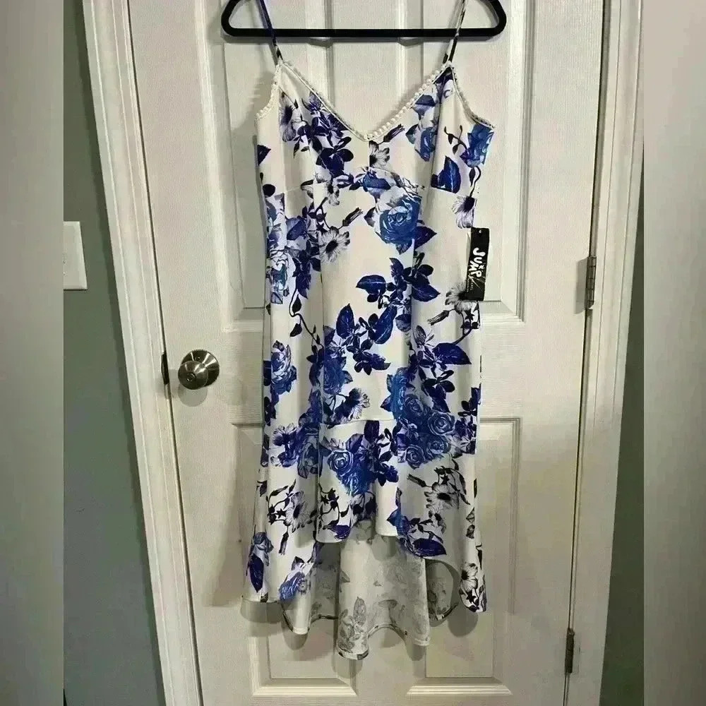 Women’s Jump Apparel Blue & White Floral Ruffle Bottom Dress Size Large Bridal